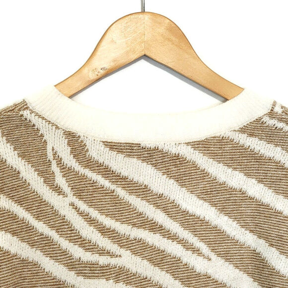 Banana Republic Zebra Print V Neck Sweater Tan Cream Animal Print Chic Cozy S - Picture 9 of 13